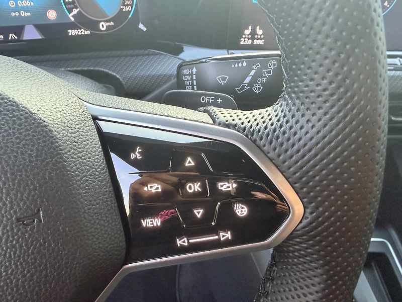 Volkswagen Golf 1.5TSI DSG R-LINE MATRIX PPF - fotka 25 z 58