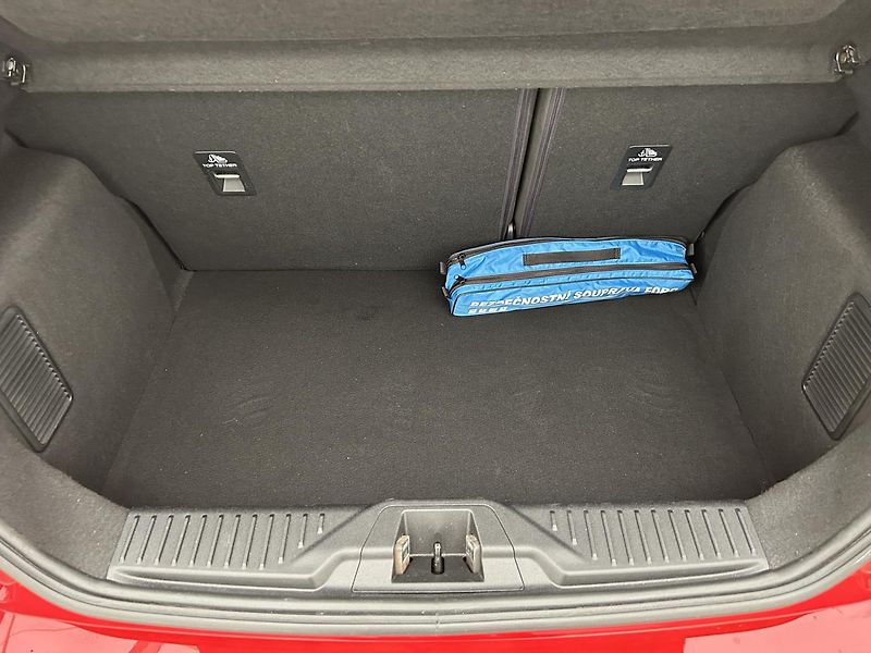Ford Fiesta 1.0 l Active Ecoboost - fotka 24 z 26