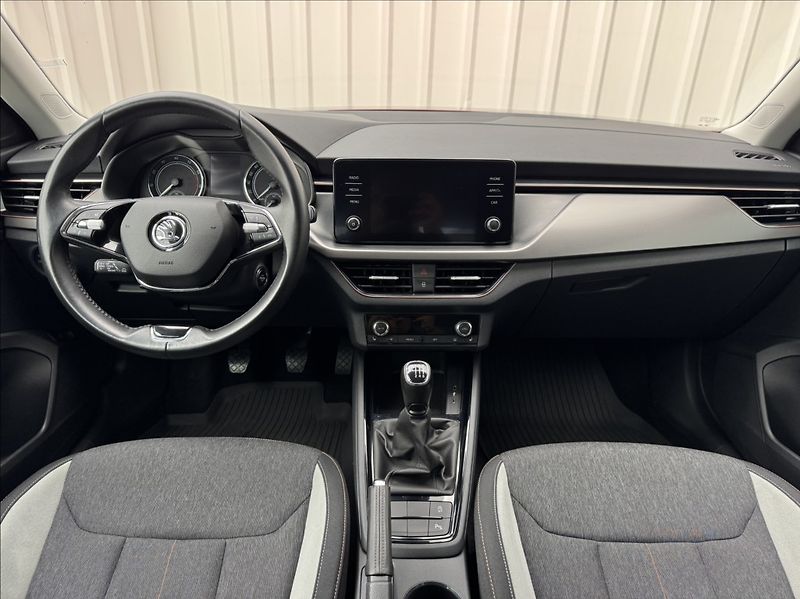 Škoda Kamiq 1,5 TSI STYLE DPH 1maj původČR - fotka 25 z 50