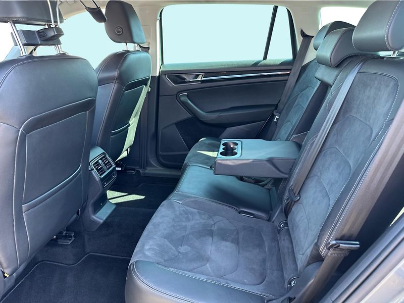 Škoda Kodiaq 2.0TDi 140 kW STYLE PLUS DSG 4 - fotka 12 z 24