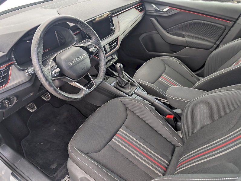 Škoda Scala (2025) 1,5 TSI / 110 kW Monte Carlo - fotka 7 z 30