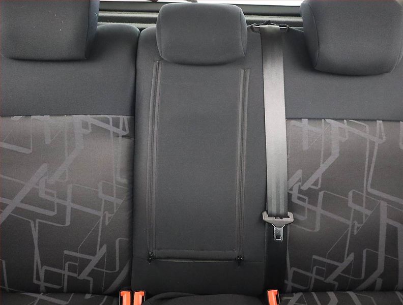 Ford Mondeo (2011) 1.6 EcoBoost, Xenony, Tempomat - fotka 10 z 21