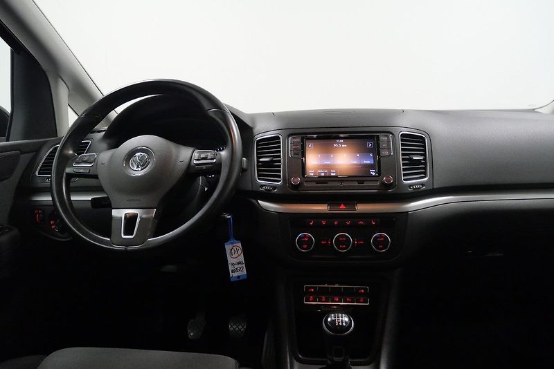 Volkswagen Sharan - fotka 5 z 23