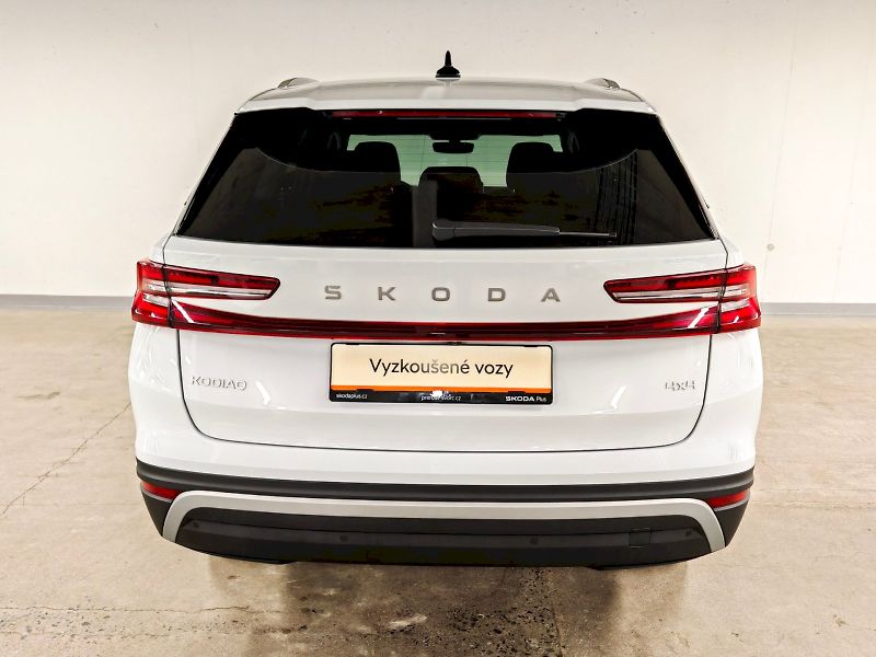 Škoda Kodiaq (2024) 2.0 TDI 142 kW DSG 4x4 Exclusi - fotka 27 z 32