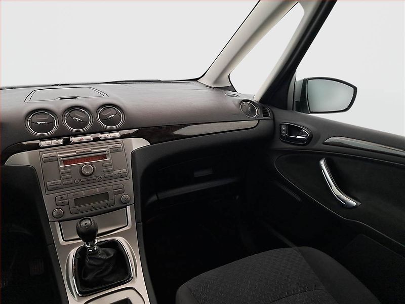 Ford Galaxy (2007) Ghia 2.0 TDCi, 7 míst, po STK - fotka 8 z 19
