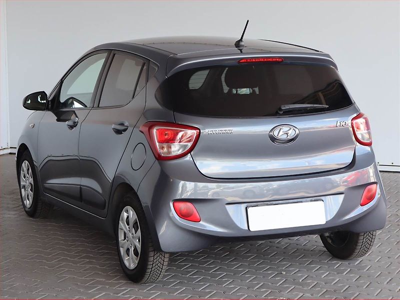 Hyundai i10 (2017) Classic 1.0, Serv.kniha - fotka 4 z 16