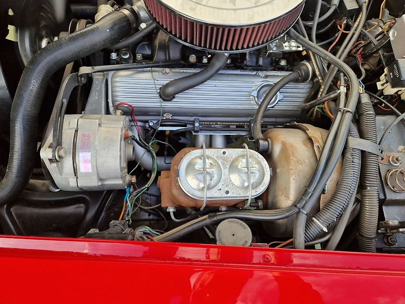 Chevrolet Corvette C3 - fotka 25 z 34