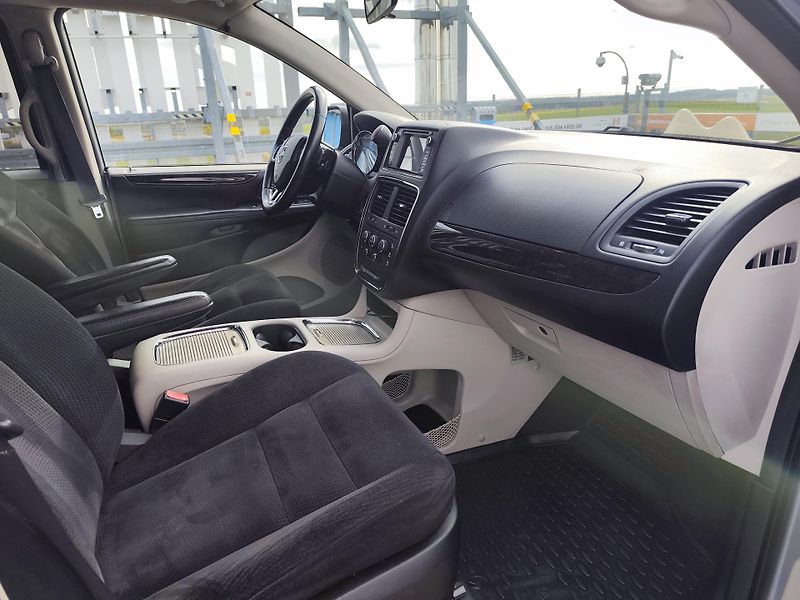 Dodge Grand Caravan (2014)  3.6 s Lpg  - fotka 19 z 29