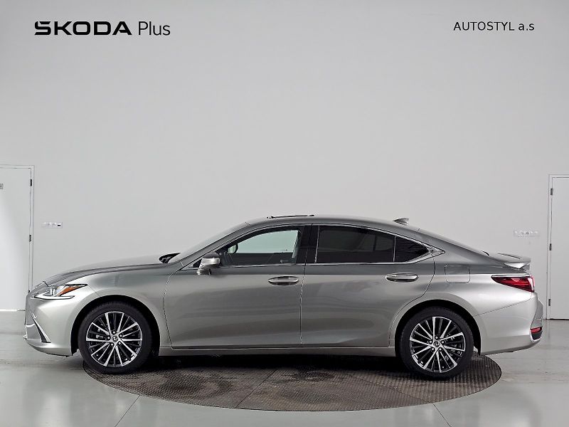 Lexus ES 300h (2025) 2.5HEV 218k Business Edition - fotka 3 z 33