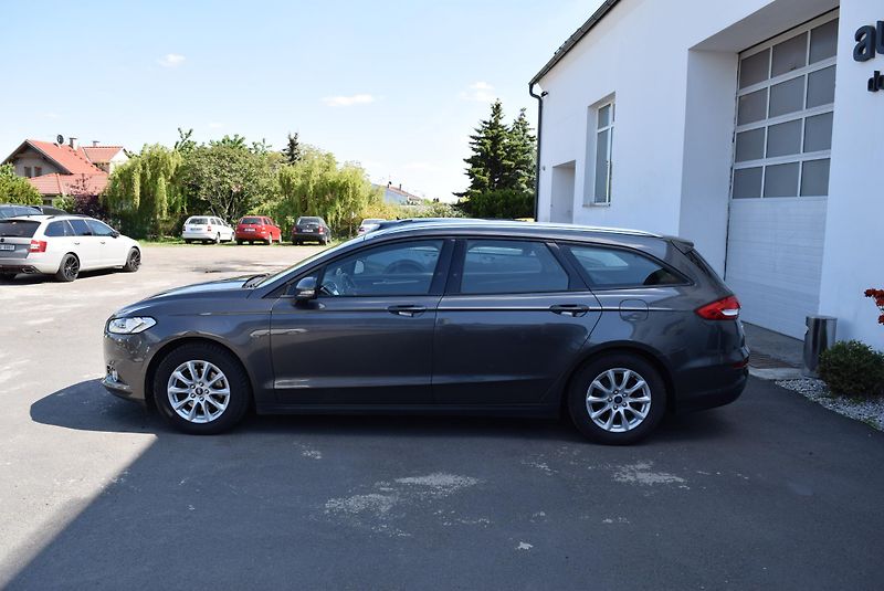 Ford Mondeo (2018) 2.0TDCI 110kw BUSINESS LED TAŽ - fotka 13 z 49