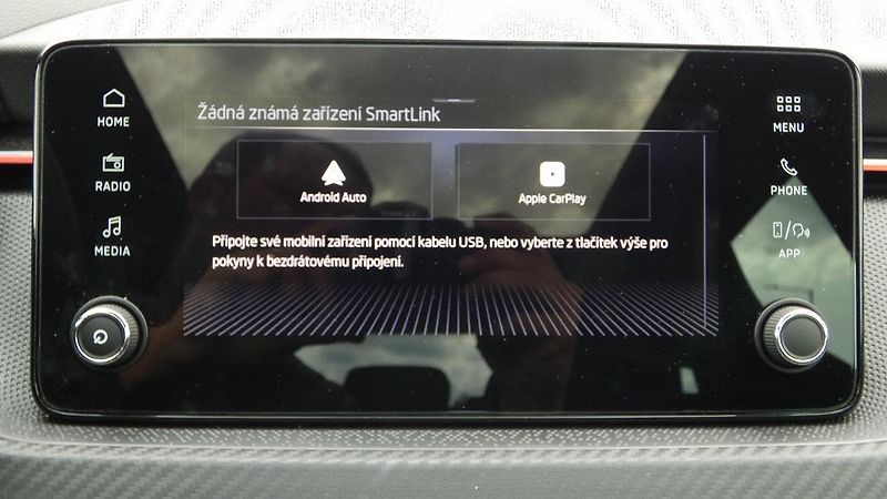 Škoda Scala TSI 85kW Monte Carlo DSG - fotka 15 z 24