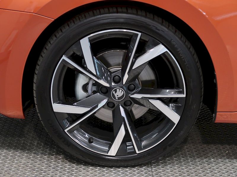 Škoda Octavia (2026) SPORTLINE 2.0TSI 150KW 4x4 DSG - fotka 12 z 43