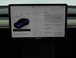 Tesla Model Y (2022) Long Range AWD 79kWh, SoH 90% - náhled 11