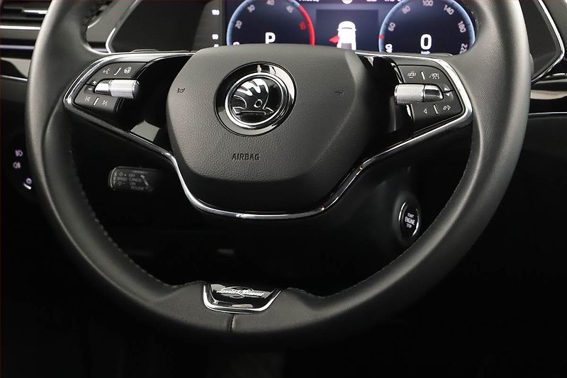 Škoda Superb (2023) Laurin&Klement 2.0 TDI - fotka 8 z 20