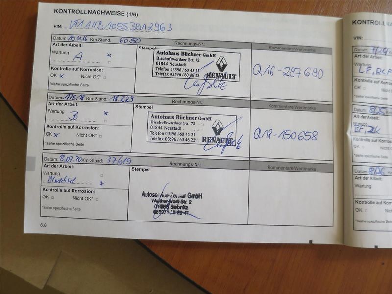 Renault Twingo 1,0 - fotka 16 z 20