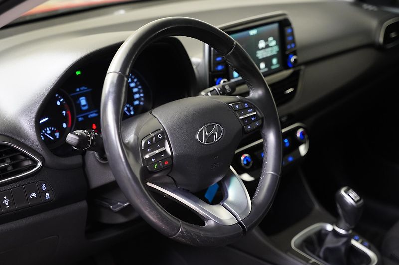 Hyundai i30 - fotka 13 z 24