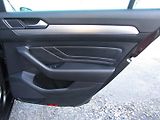 Volkswagen Passat (2022) 2.0 TDI DSG 147kW  MATRIX - náhled 26