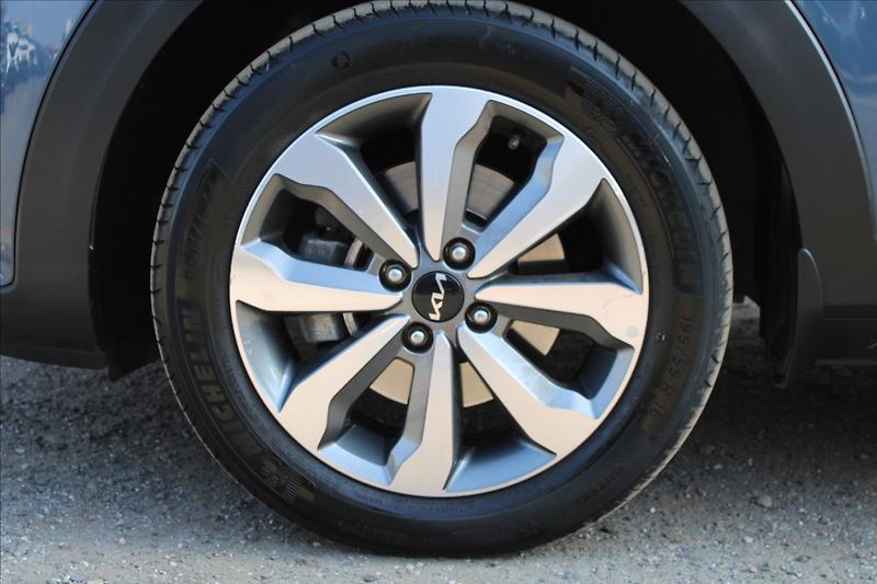 Kia Stonic 1,2 DPI  ČR,1.MAJITEL,EXCLUSIV - fotka 26 z 30