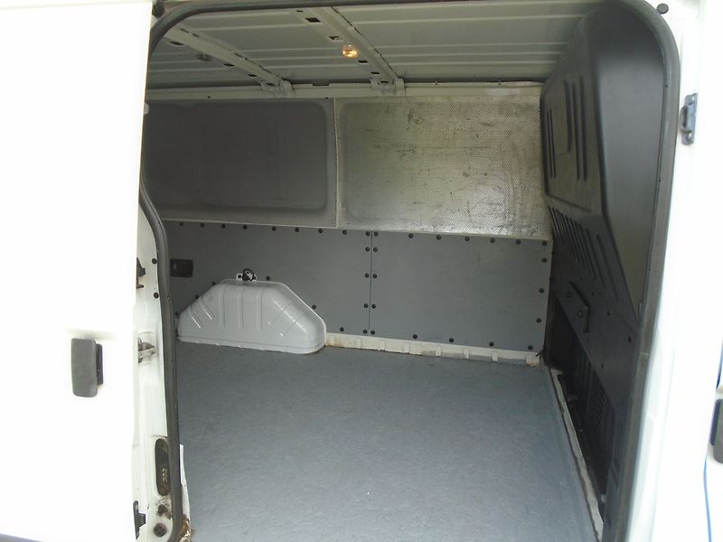Ford Transit (2013) 2.2 TDCi L1H1, Klima, 92KW - fotka 14 z 32