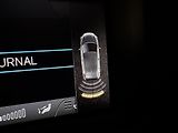 Volvo V40 T2 KINETIC CZ 1.maj REZERVACE - náhled 39