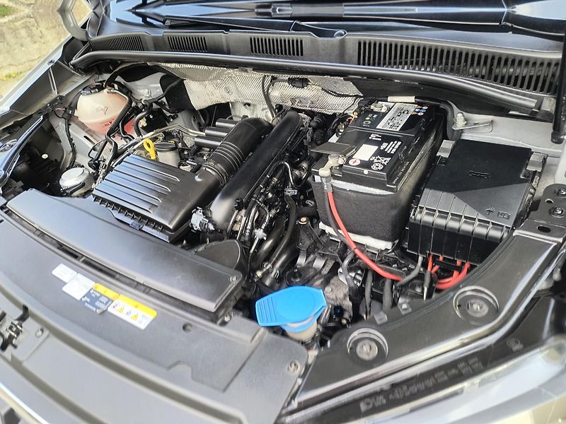 Seat Alhambra (2021) 1.4 TSI DSG 110KW/ NAVI/KAMERA - fotka 53 z 58