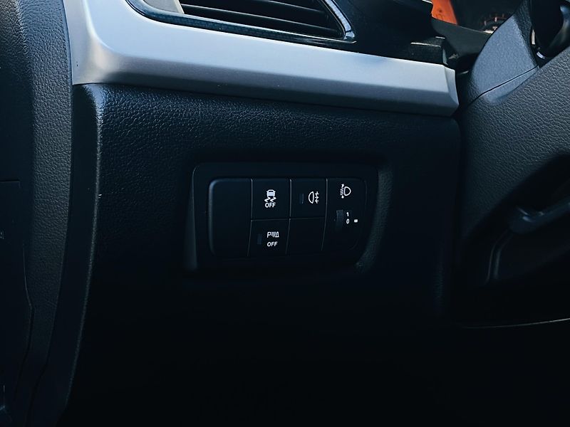 SsangYong Korando 2.0i MAN 1.MAJ SERVISKA TAŽNÉ - fotka 33 z 41