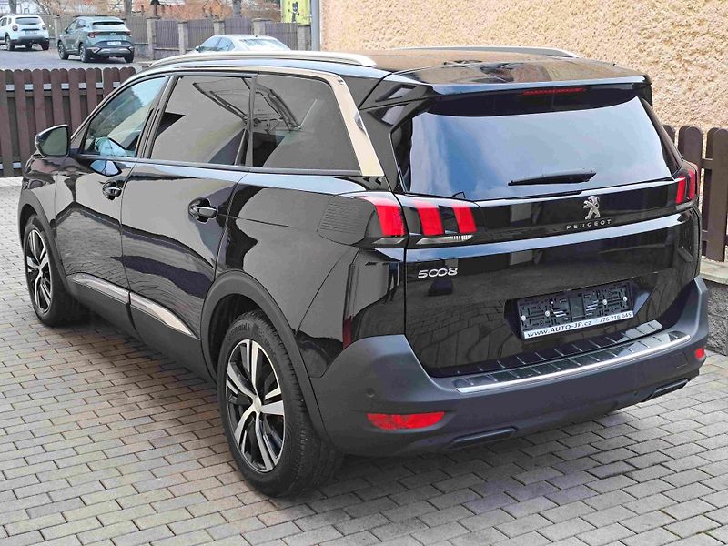 Peugeot 5008 (2019) 1,2 PT EAT8 ALLURE 18ALU NAVI  - fotka 5 z 24