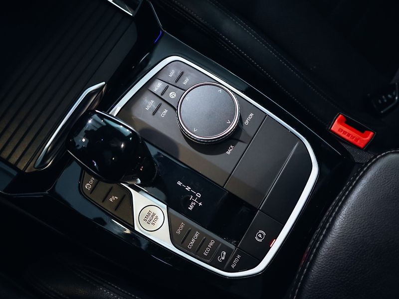 BMW X4 30d xDrive - fotka 16 z 27