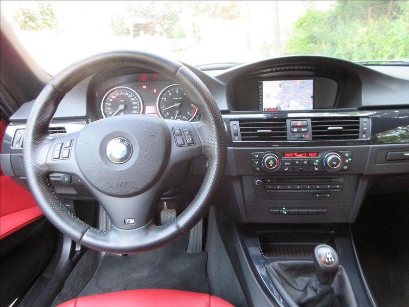 BMW Řada 3 325i 160Kw, Navi, 97 tis. Km. - fotka 26 z 42