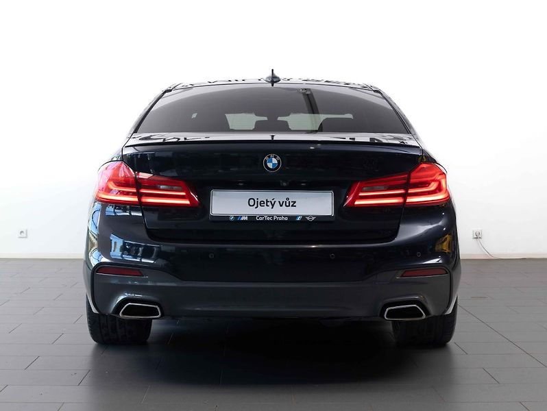 BMW Řada 5 540d xDrive Limousine - fotka 4 z 21