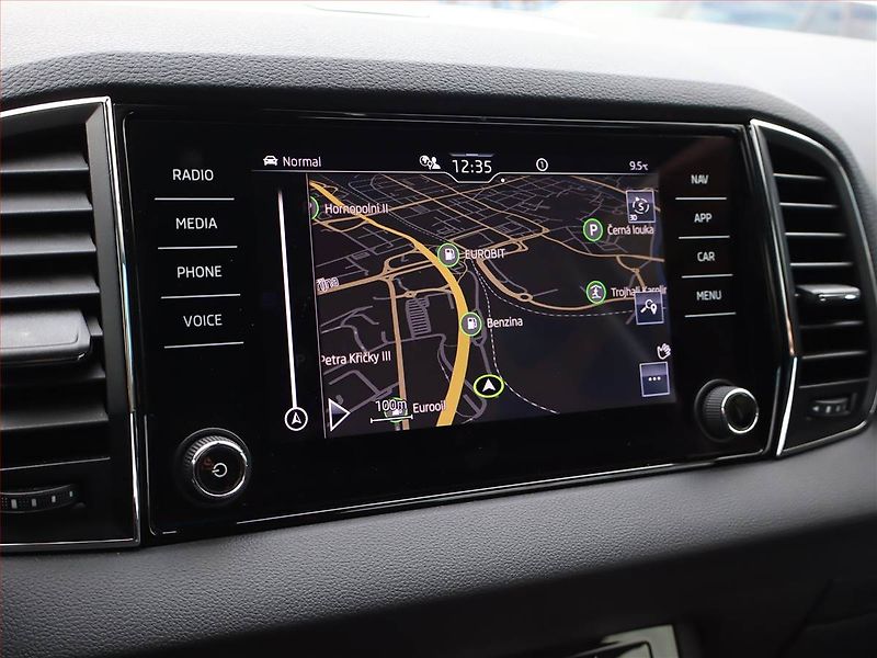 Škoda Karoq (2022) 2.0 TDI - fotka 16 z 20