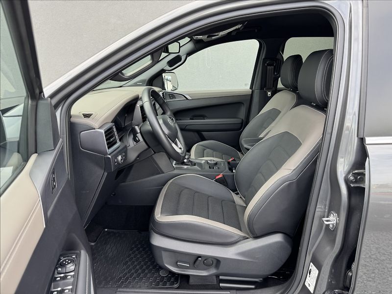 Volkswagen Amarok 3,0 TDI AVENTURA ACC DPH ČR - fotka 20 z 50