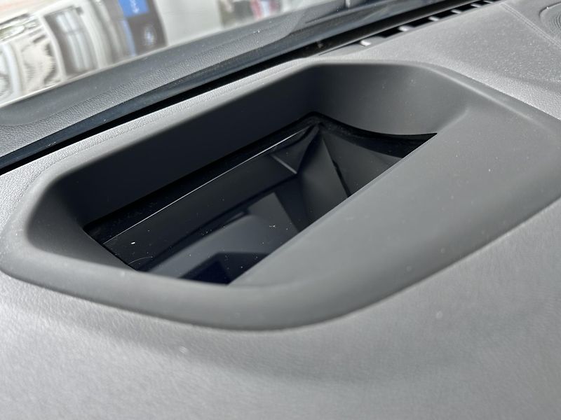 BMW Řada 5 M550d xDrive - fotka 30 z 33