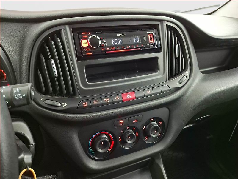 Fiat Dobló (2019) 1.4 i, ČR, DPH - fotka 11 z 15
