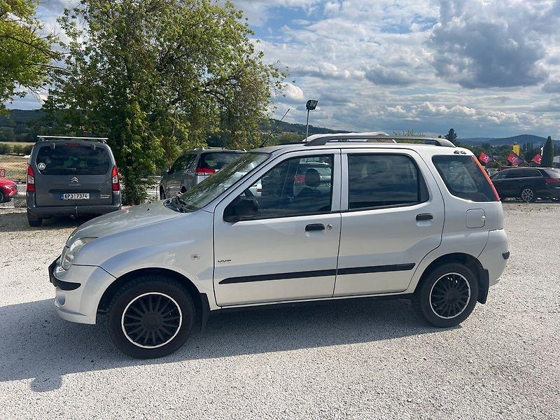 Suzuki Ignis 1.3 4x4 - fotka 6 z 14