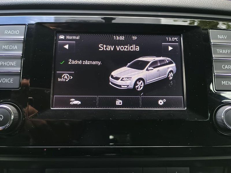Škoda Octavia (2014) - fotka 26 z 38