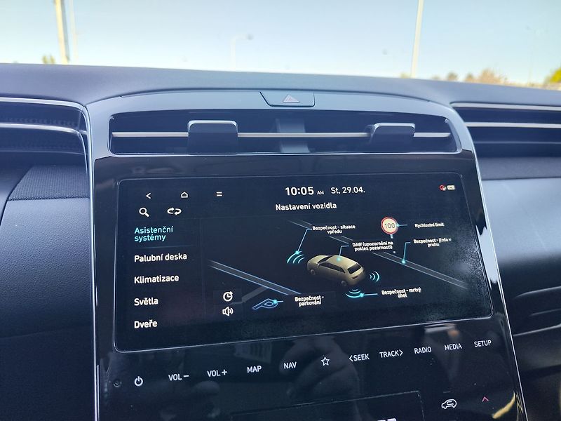 Hyundai Tucson 1.6 CRDI/100kW Smart Navi DCT - fotka 15 z 34