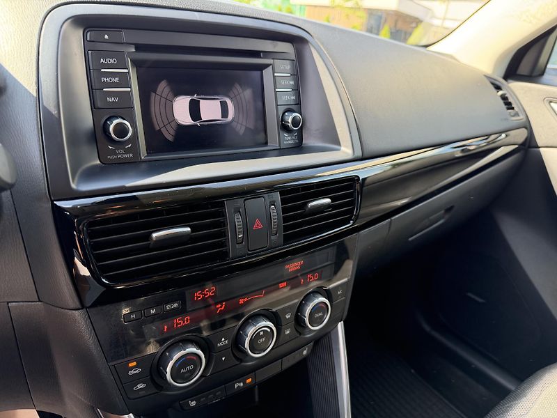 Mazda CX-5 (2014) 2.2 Skyactiv-D 129 kW/automat - fotka 17 z 20