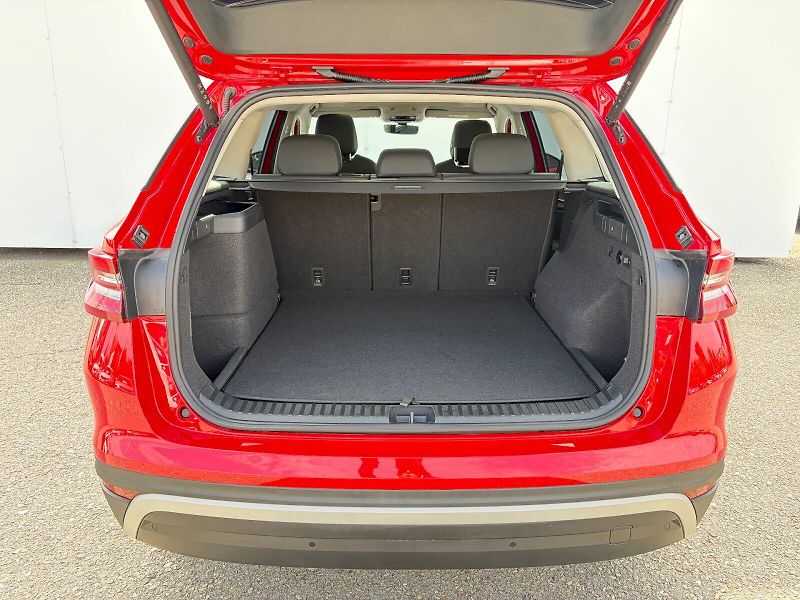 Škoda Kodiaq (2025) DSG 1.5 TSI / iV / 150kW / EXC - fotka 12 z 35