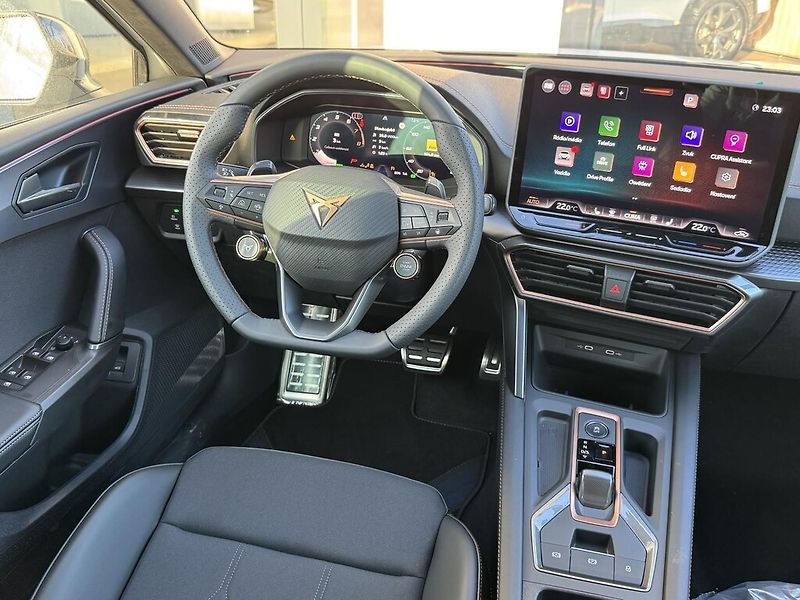 Cupra Leon (2026) 1.5eTSI 110kW DSG - fotka 5 z 12