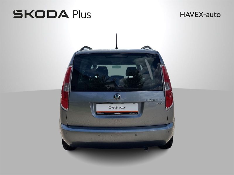 Škoda Roomster (2011) 1.2 TSI Ambition - fotka 24 z 24