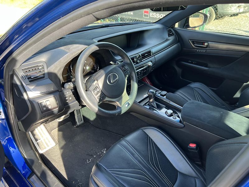 Lexus GS F (2016) Lexus GS F – rarita, karbon - fotka 6 z 12