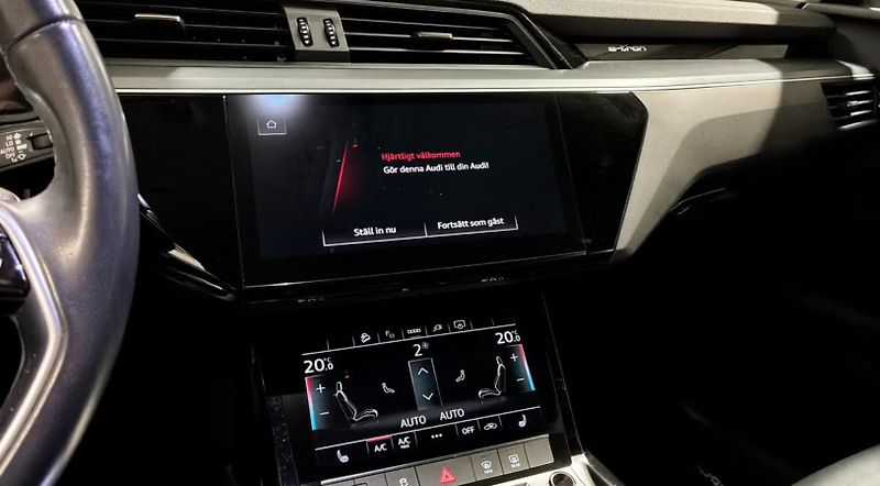 Audi Q8 e-tron 50 Q SoH 100% Kamera Vzduch  - fotka 9 z 15