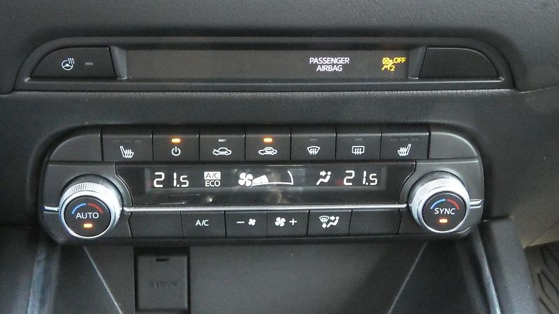 Mazda CX-5 Exclusive-line 2.5 Skyactiv-G1 - fotka 16 z 25