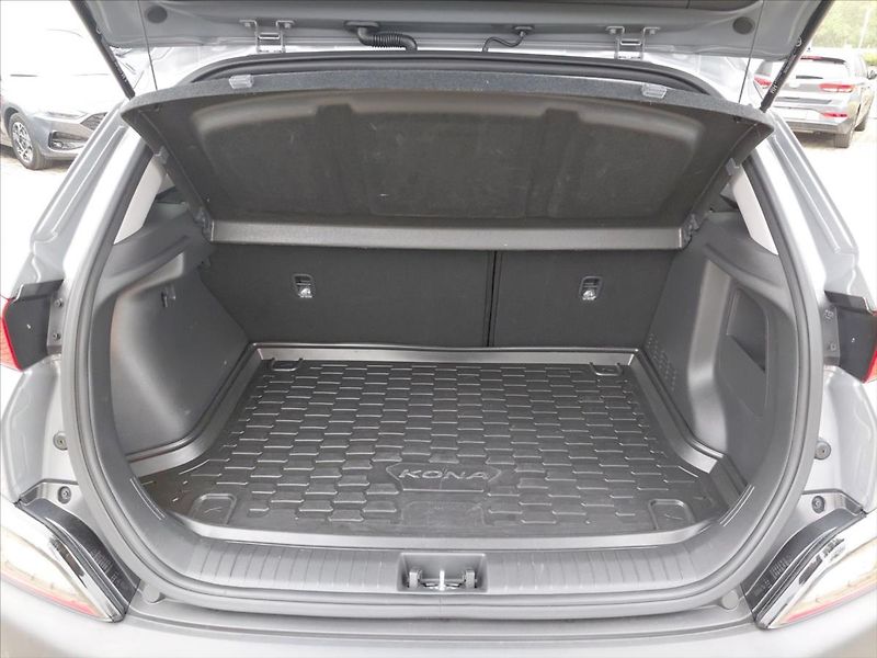 Hyundai Kona 1,6   1.6T-GDi Smart DCT - fotka 10 z 23