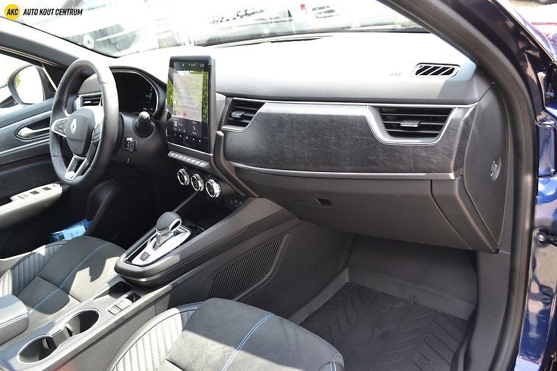 Renault Arkana ESPRIT ALPINE  E-Tech FULL HYB - fotka 17 z 57