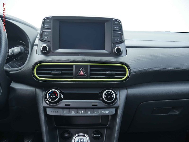 Hyundai Kona (2020) 1.0T-GDi, 1.maj,ČR, AC - fotka 22 z 24