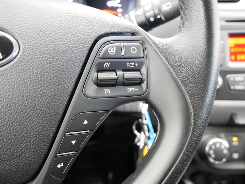 Kia Ceed - fotka 15 z 23