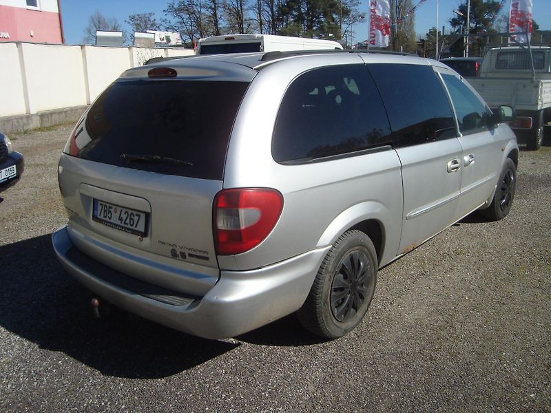Chrysler Grand Voyager (2003) 2,5CRD - fotka 3 z 14