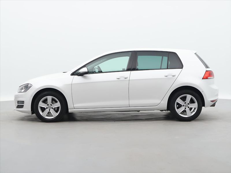 Volkswagen Golf 1,2 TSI 77kw ORIG.ALU Perleť - fotka 4 z 27